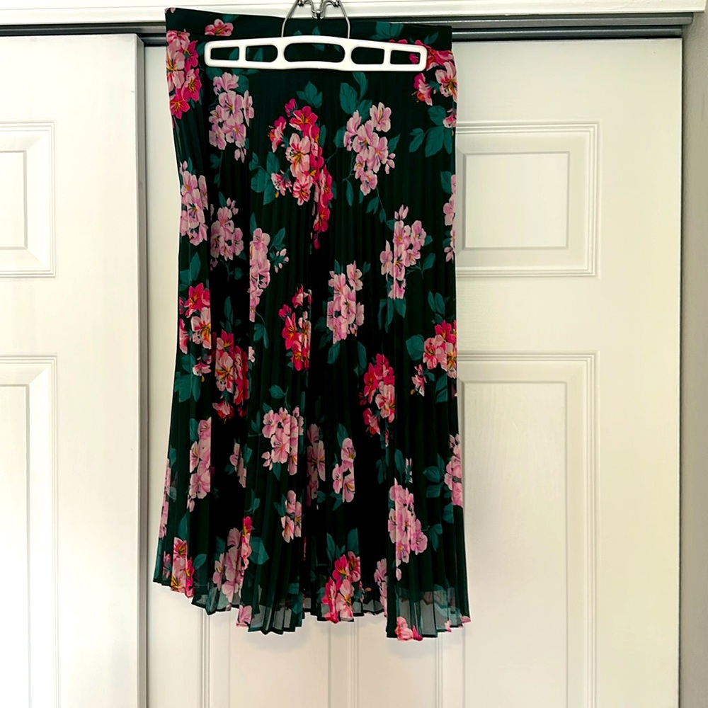 floral midi skirt